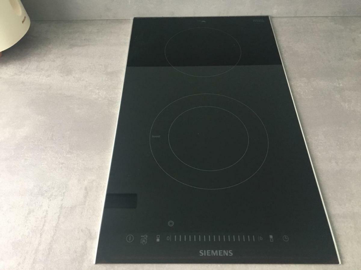 Spacious Studio クノック・ヘイスト エクステリア 写真